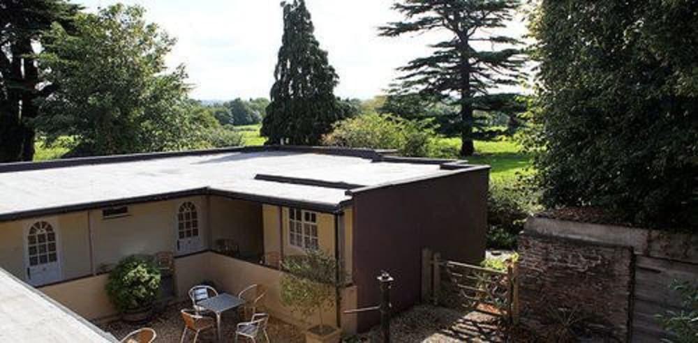 Bed & Breakfast The Coach House