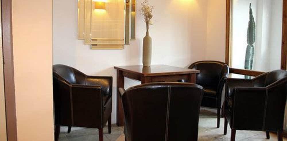 The Coach House Bed & Breakfast 3*